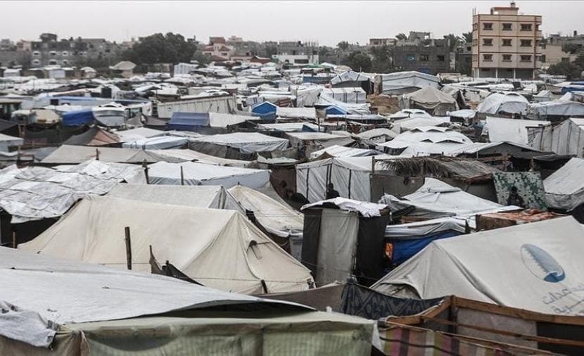 مركز حقوقي: 70% من أهالي غزة لاجئون ويعيش غالبيتهم نزوحا قسريا