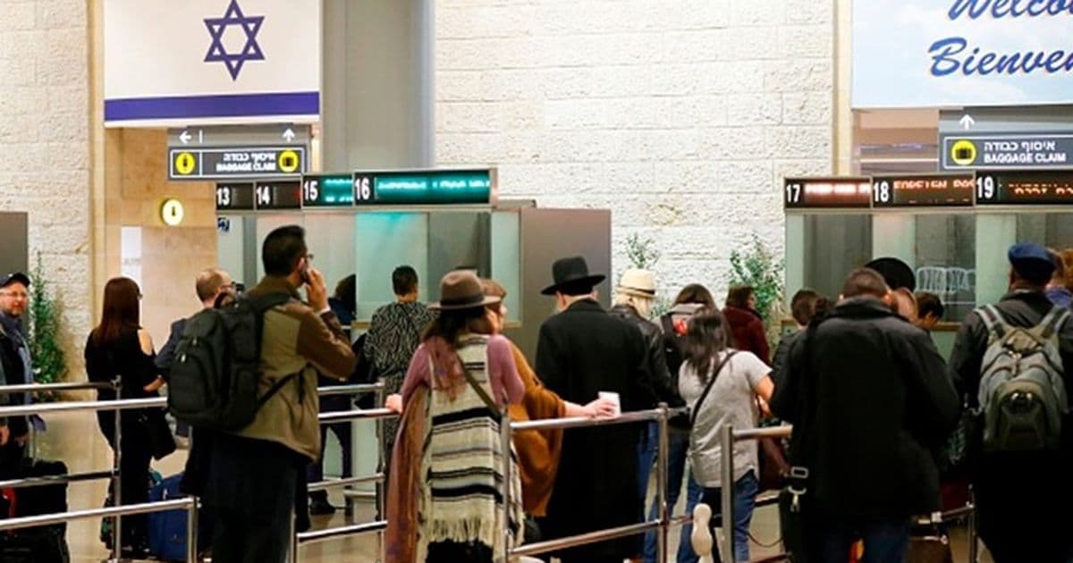 الاحتلال يمنع وفدا يونانيا "متضامنا مع فلسطين" من دخول الأراضي المحتلة
