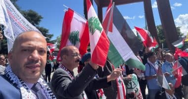 وقفة تضامنية احتفالا بانتصار فلسطين فى منظمة العمل الدولية أمام مقر الأمم المتحدة بجنيف