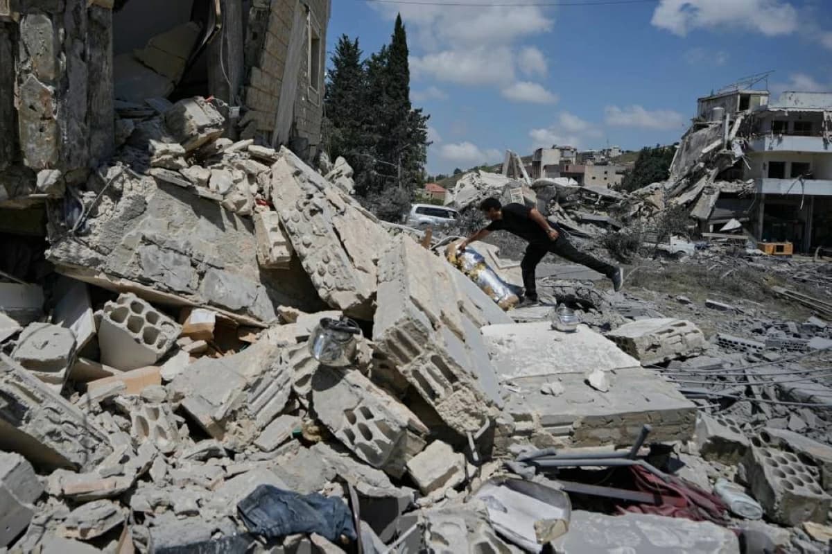 لليوم الثاني.. غارة إسرائيلية تقتل شخصين في جنوب لبنان