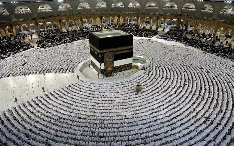 رئيس لجنة الحج يعلن انتهاء موسم 1447 هـ واكتمال وصول كافة حجاج فلسطين إلى أرض الوطن