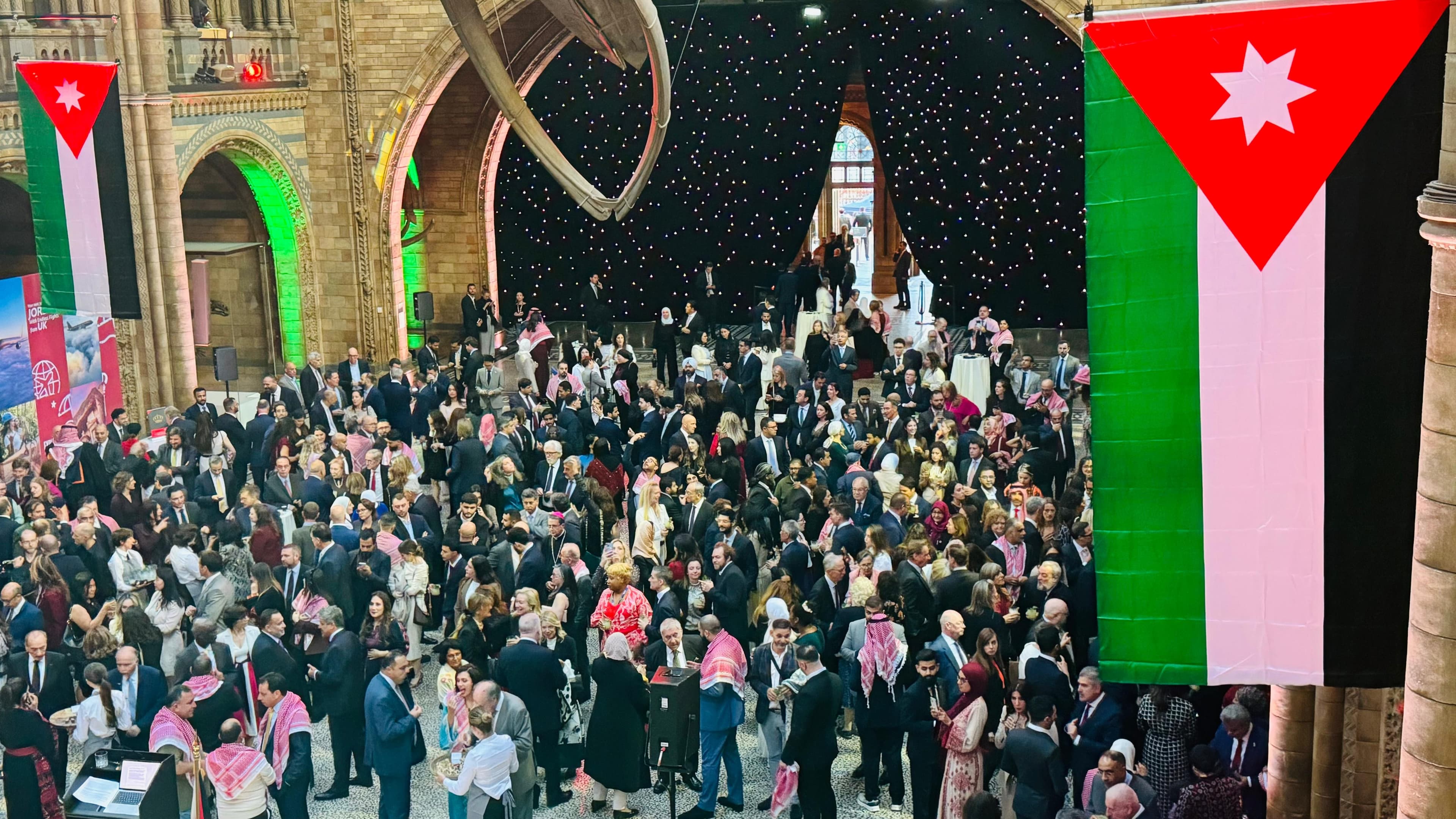 بحضور والدة الملك..السفارة الأردنية ببريطانيا تحتفي بعيد الاستقلال