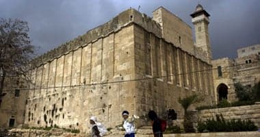 قاضى قضاة فلسطين: المسجد الإبراهيمى مسجد إسلامى خالص ولا حق لغير المسلمين فيه