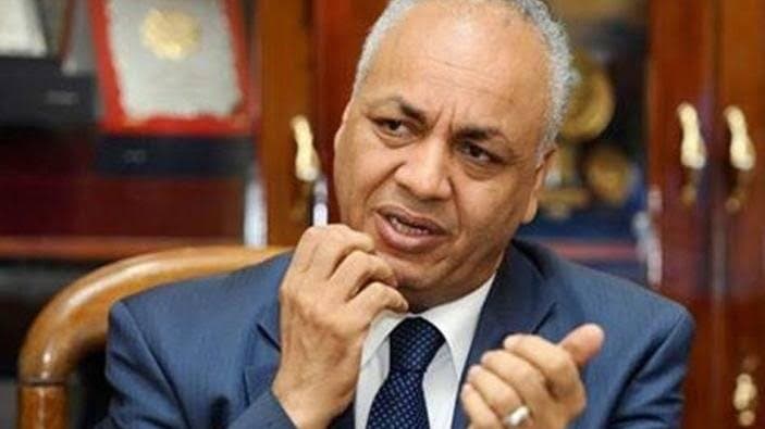 مصطفى بكري يدافع عن حسام حسن: قال كلمته للتاريخ وعلم فلسطين في قلوبنا