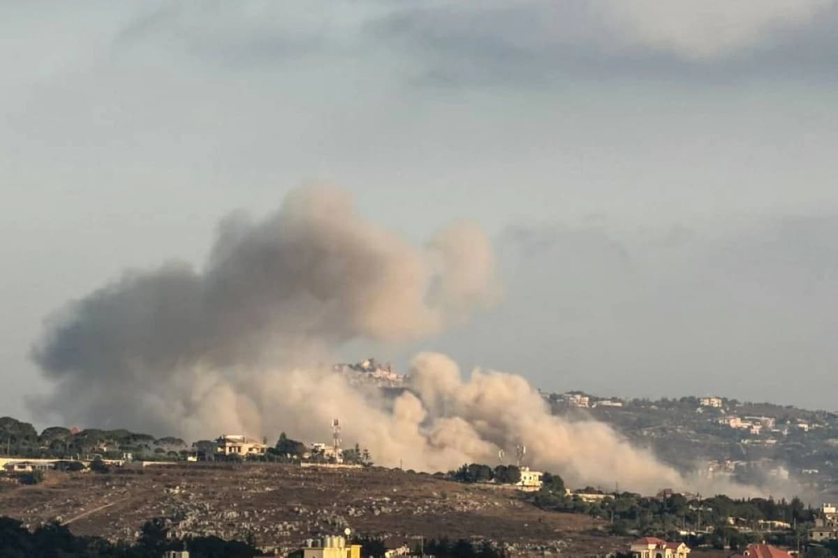 ضربات إسرائيلية تقتل 12 فلسطينياً في غزة