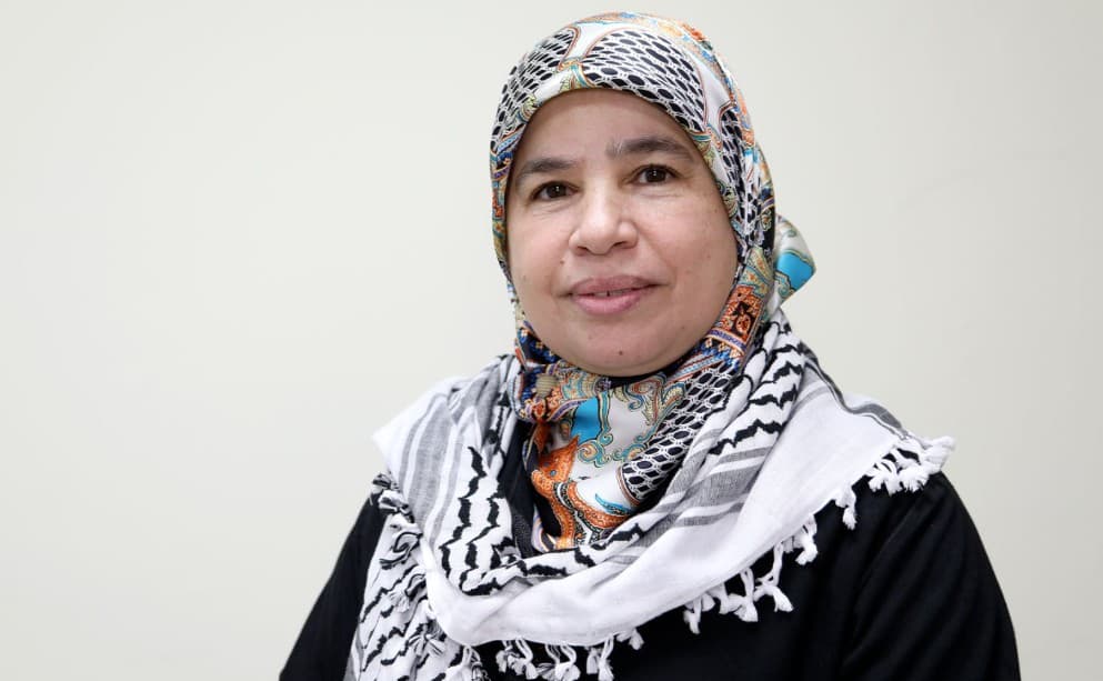 نساء فلسطين عنوان الصمود في وجه العدو الصهيوني… وجريمته لا تسقط بالتقادم